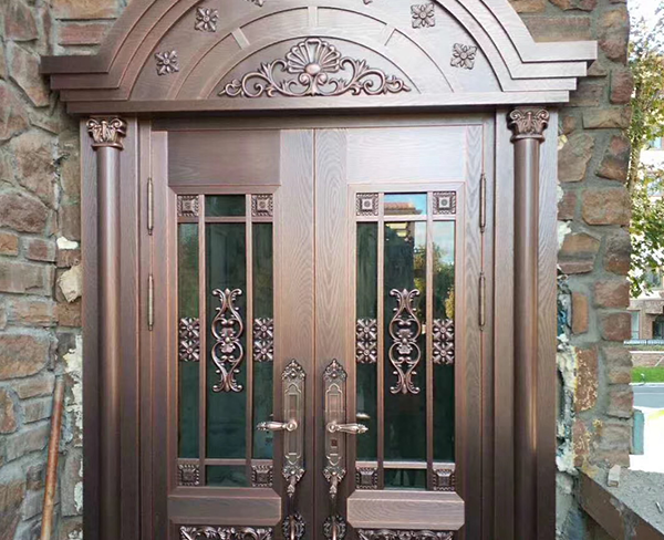 内蒙古铜门制作攻略，了解铜门豪华感与安全性能。